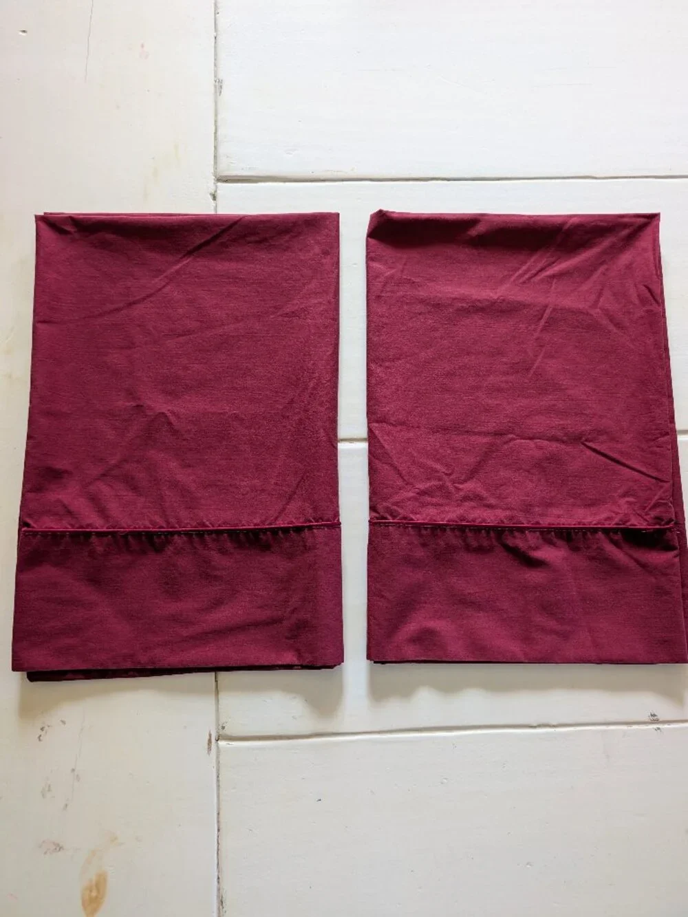Set of 2 VTG JCPenney Home Collection Burgundy Percale Pillowcases Standard 90s